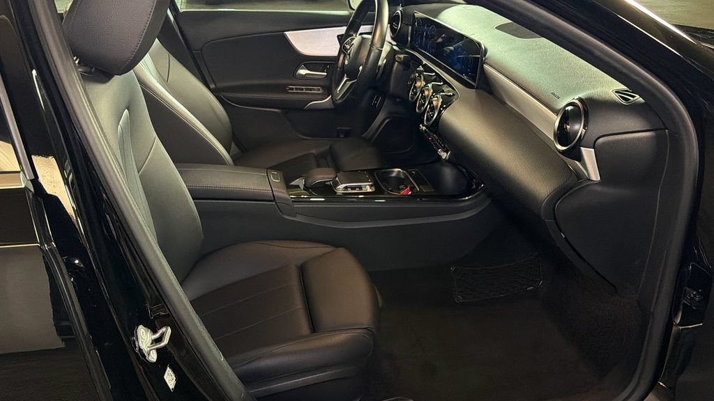 Used 2020 Mercedes-Benz A 220 4MATIC image 9