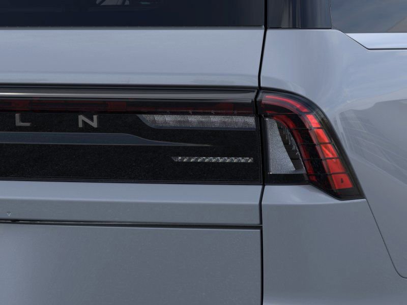 New 2026 Lincoln Navigator Reserve AWD/4WD image 21