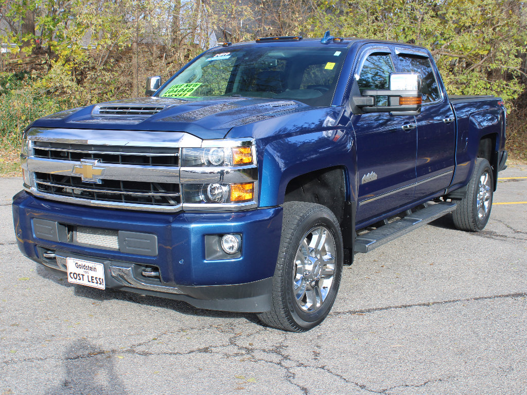 Used 2019 Chevrolet Silverado 2500 High Country w/ Duramax Plus Package image 3
