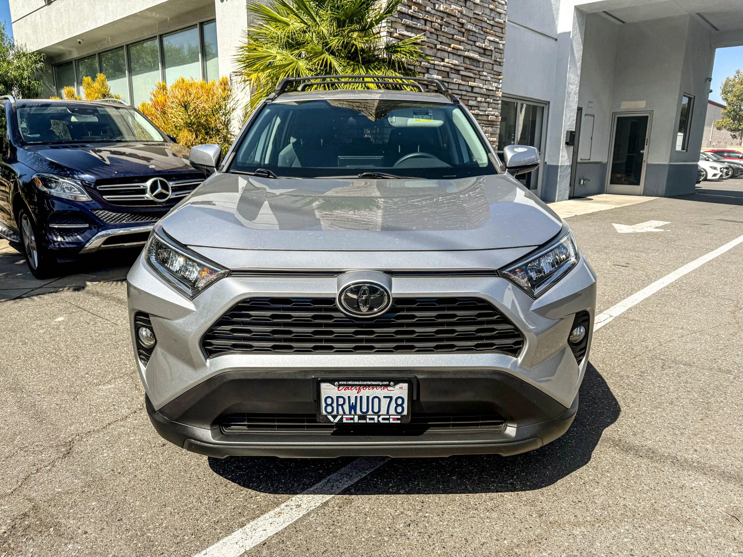 Used 2020 Toyota RAV4 XLE image 9