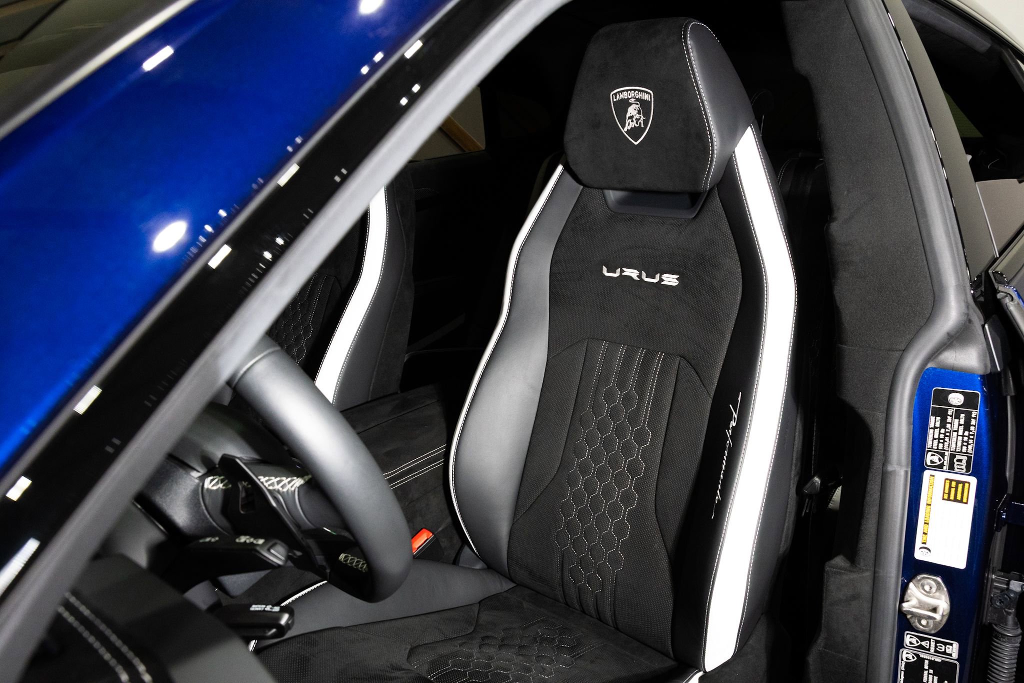 Used 2024 Lamborghini Urus Performante image 42