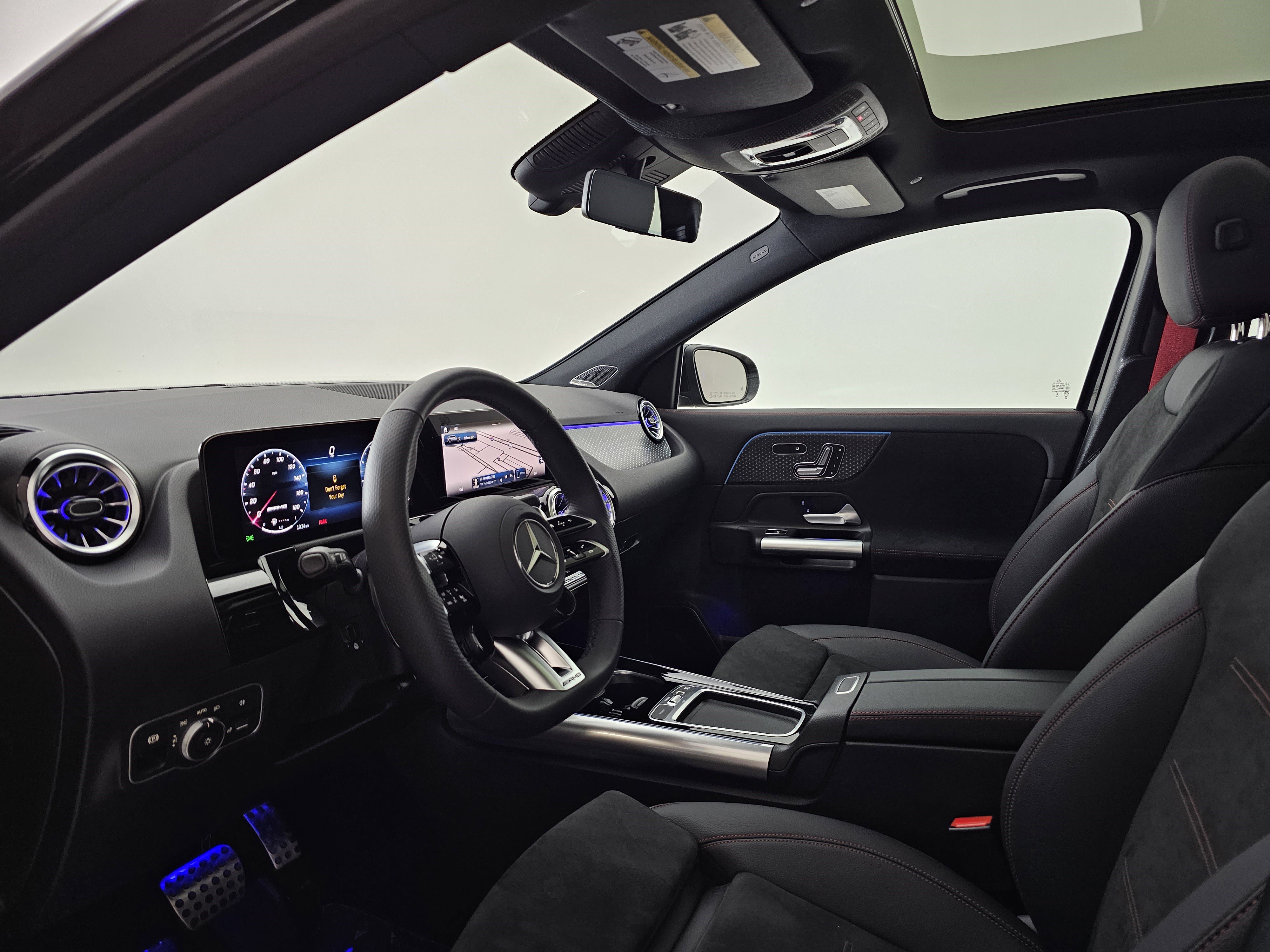 Certified 2025 Mercedes-Benz GLA 35 AMG 4MATIC image 8