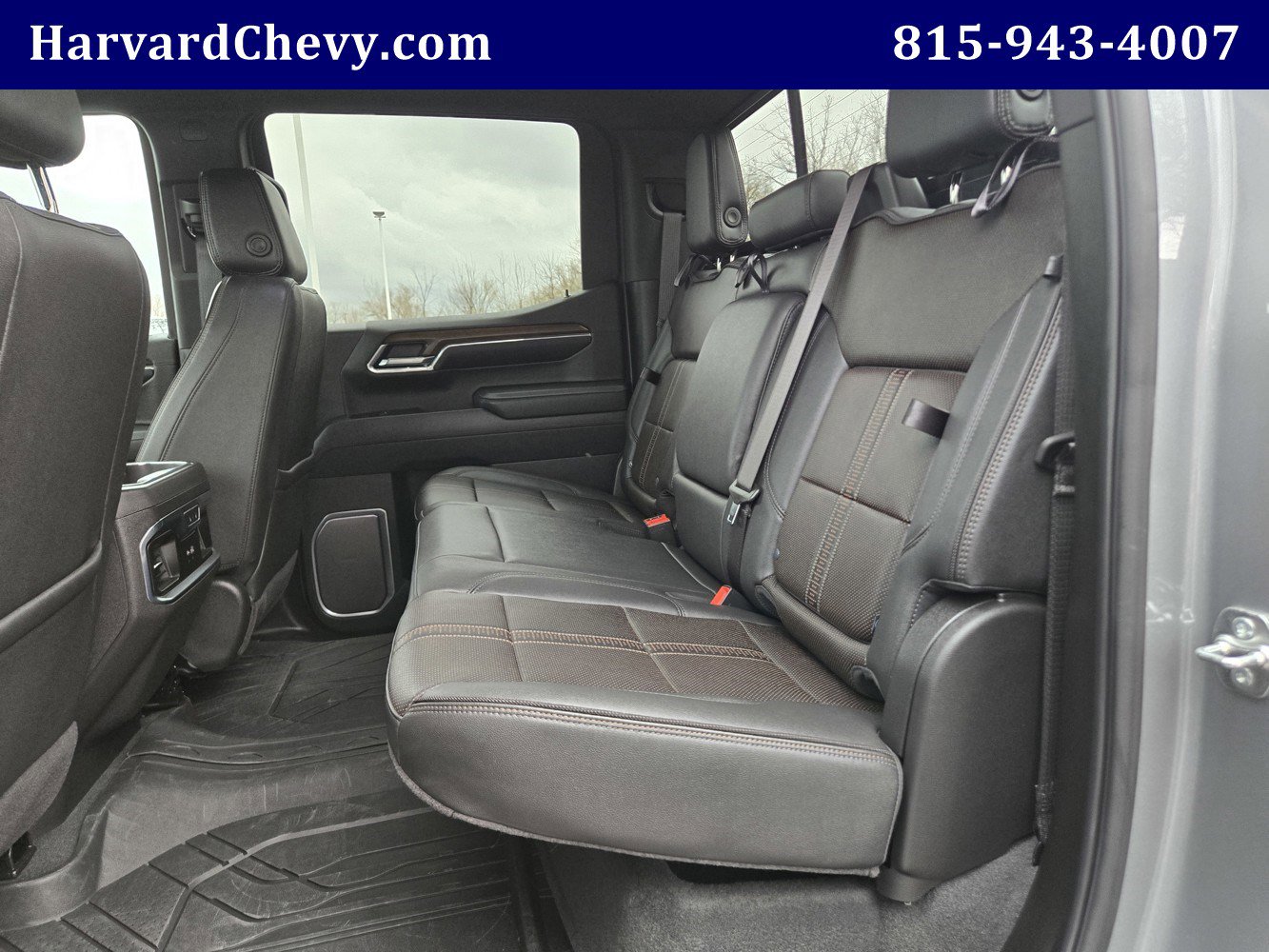 Used 2025 Chevrolet Silverado 1500 High Country image 25