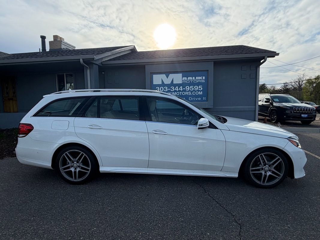 Used 2016 Mercedes-Benz E 350 4MATIC Wagon w/ Premium Package image 11