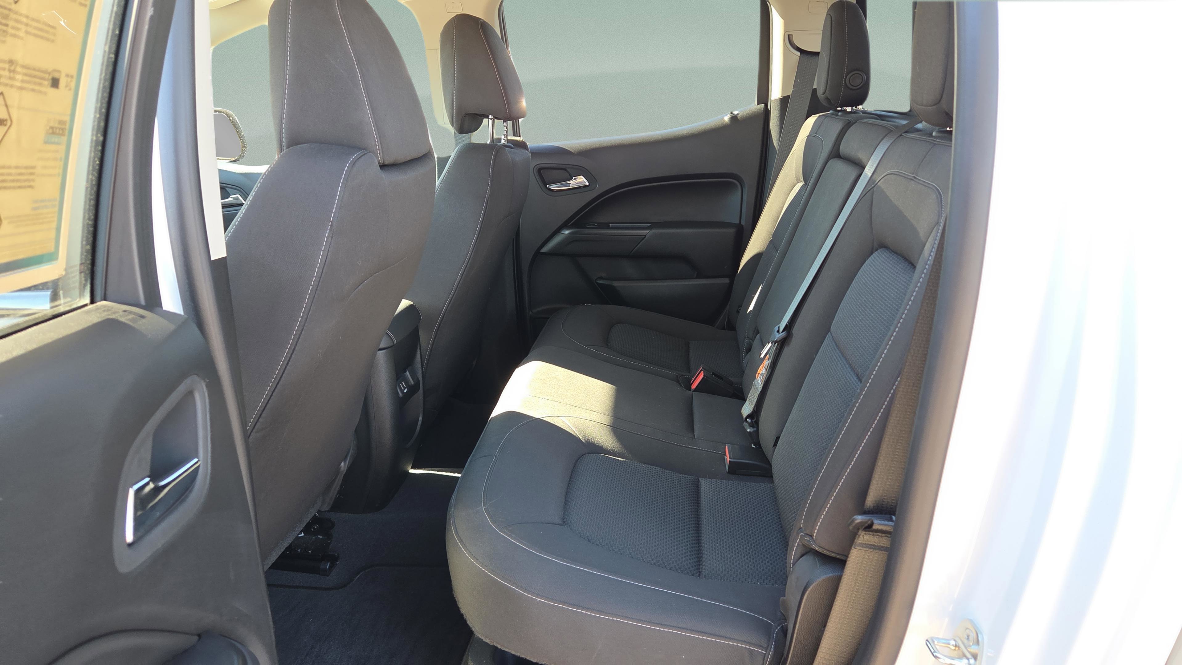 Used 2019 Chevrolet Colorado LT w/ LT Convenience Package image 16