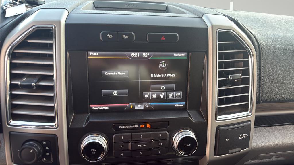 Used 2015 Ford F150 Lariat w/ Equipment Group 502A Luxury image 29