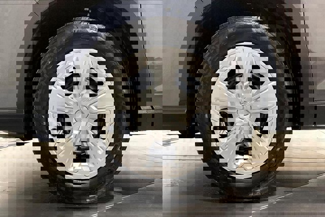 Used 2023 Subaru Forester Limited image 9