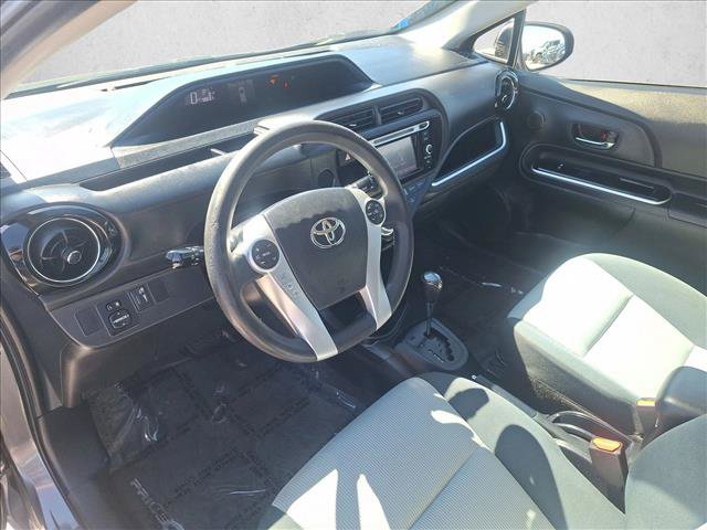 Used 2015 Toyota Prius C Two w/ Preferred Accessory Package FWD image 10
