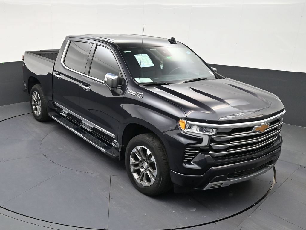 Used 2024 Chevrolet Silverado 1500 High Country w/ Technology Package RWD image 18