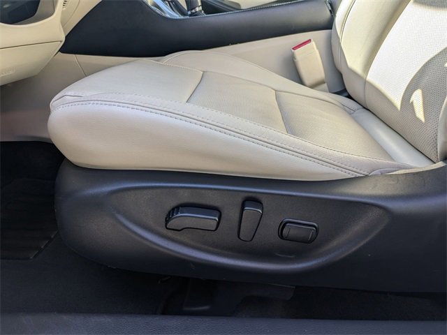 Used 2023 Nissan Maxima SV w/ Floor Mat Group image 13
