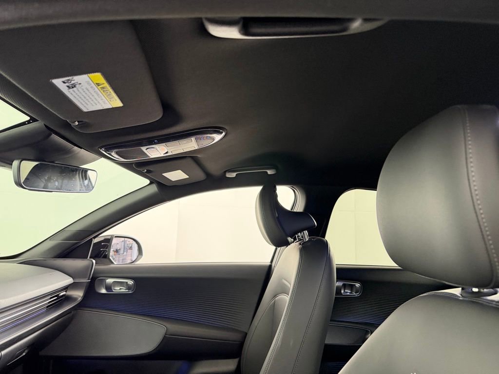 Used 2025 Hyundai Ioniq 6 SEL image 28