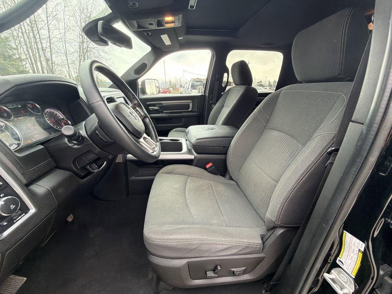 Used 2022 RAM 1500 Classic Warlock AWD/4WD image 13