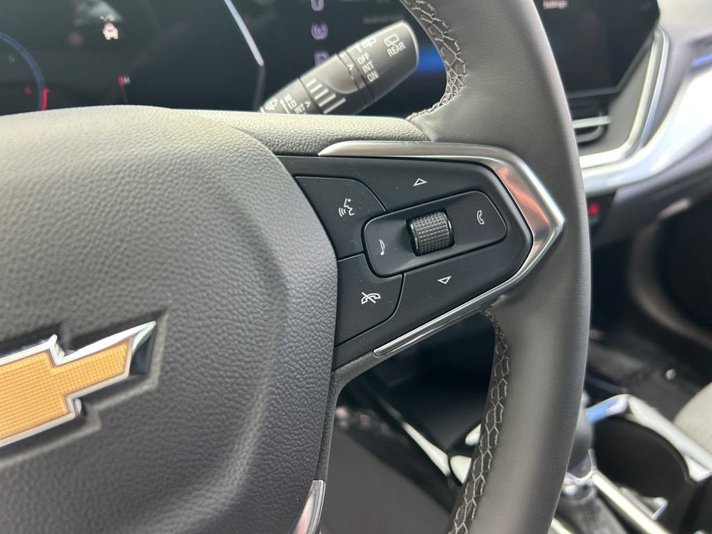 New 2026 Chevrolet Trax LT w/ LT Convenience Package FWD image 16