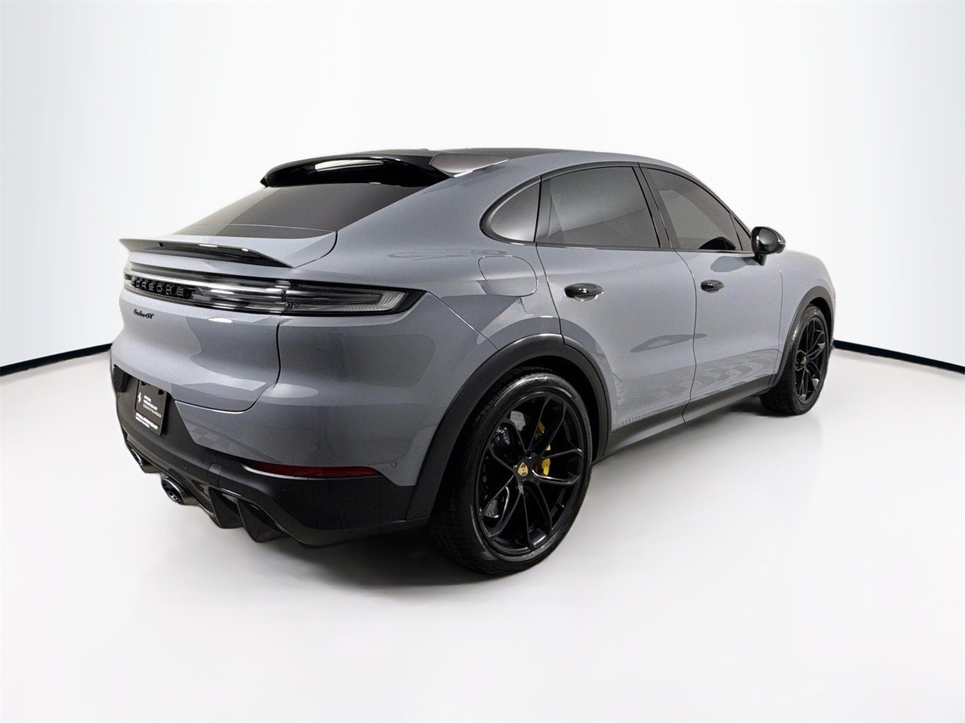 Used 2024 Porsche Cayenne Turbo GT image 7
