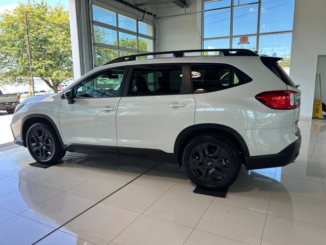 Used 2025 Subaru Ascent Bronze Edition AWD/4WD image 11