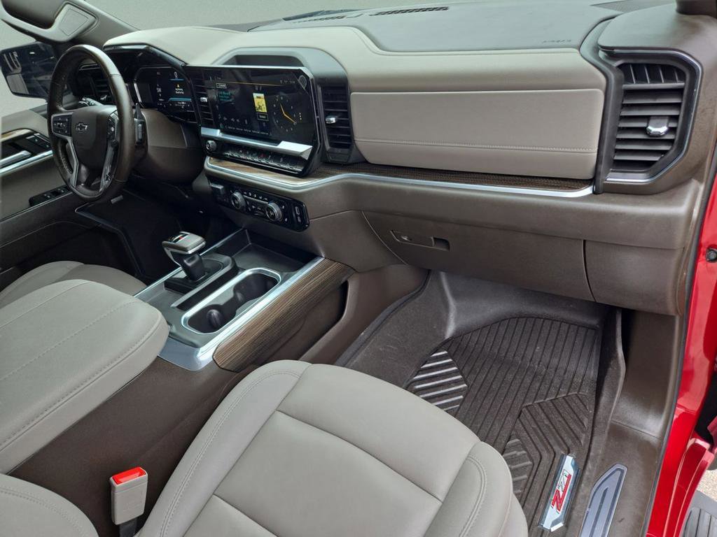 Used 2024 Chevrolet Silverado 1500 RST w/ Convenience Package II image 29