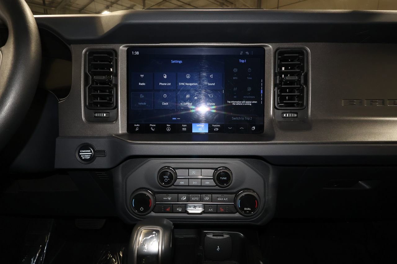 Used 2025 Ford Bronco Big Bend image 17