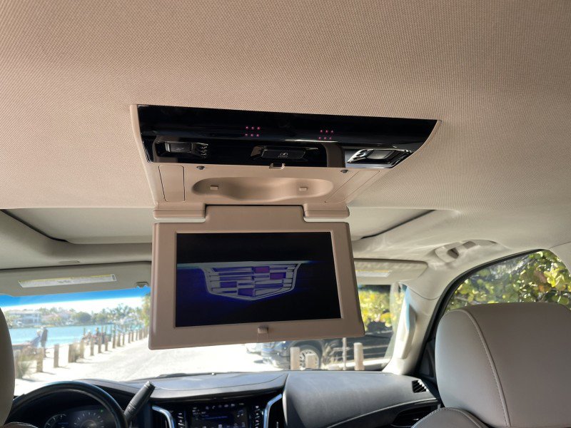 Used 2020 Cadillac Escalade Premium Luxury image 21