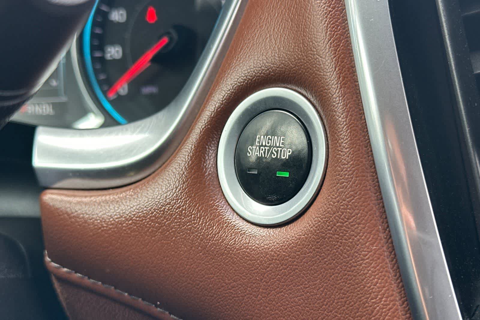 Used 2018 Chevrolet Traverse High Country AWD/4WD image 28