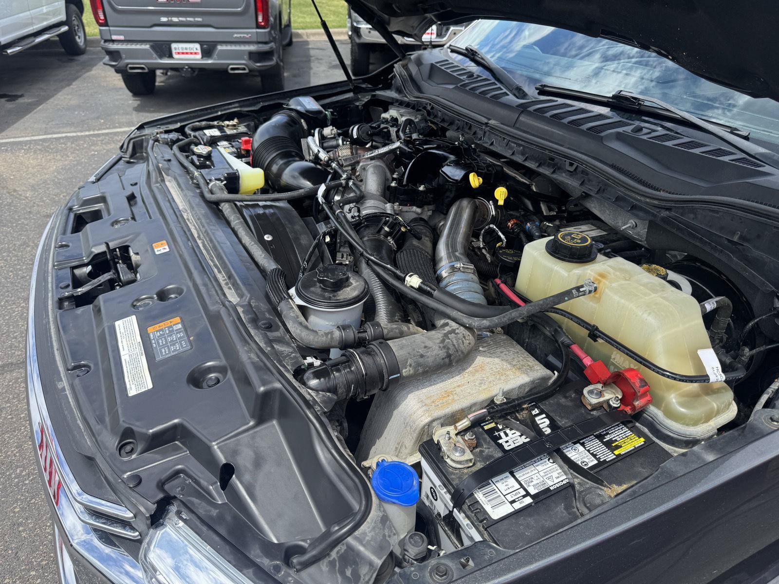 Used 2019 Ford F350 Lariat w/ Lariat Ultimate Package AWD/4WD image 13
