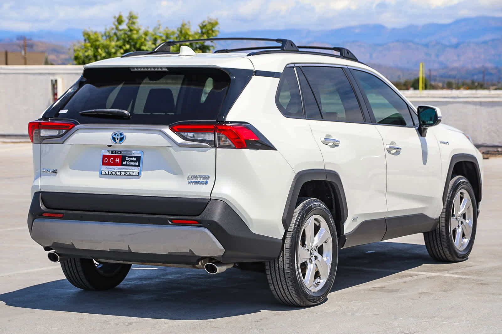 Used 2021 Toyota RAV4 Limited w/ Limited Grade Weather Package AWD/4WD image 5