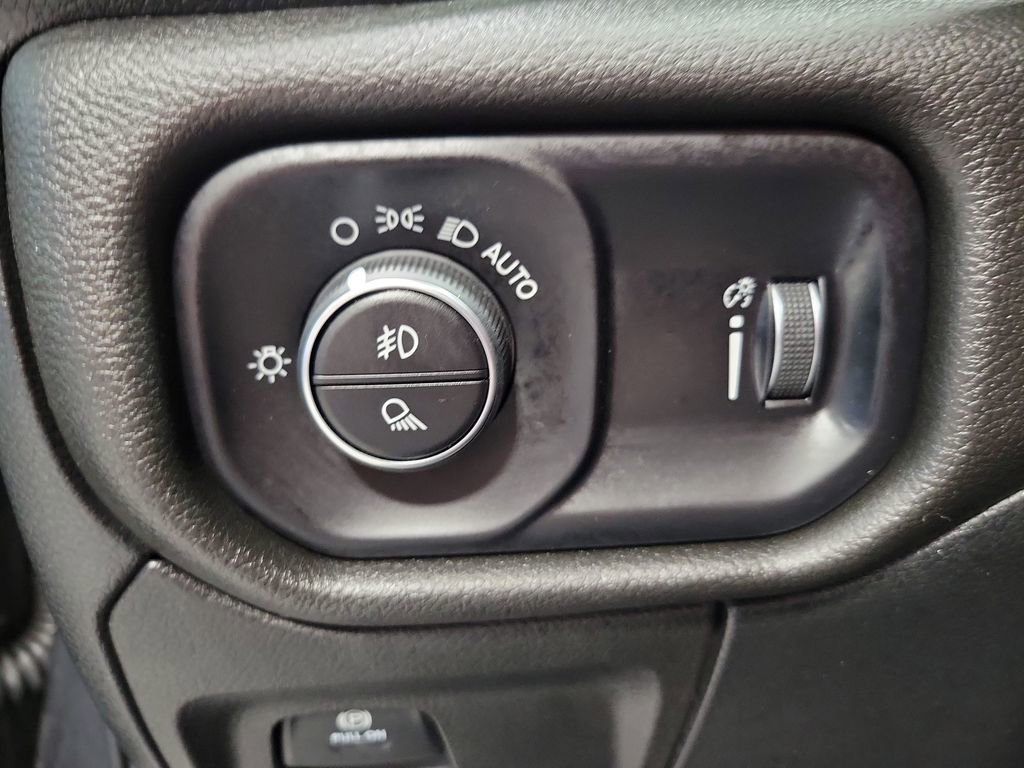 Certified 2022 RAM 1500 Big Horn AWD/4WD image 35
