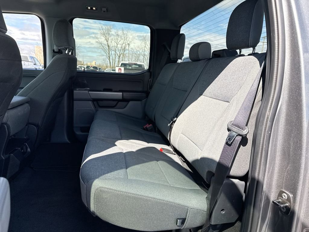 Used 2025 Ford F150 XLT w/ Equipment Group 301A Standard image 22