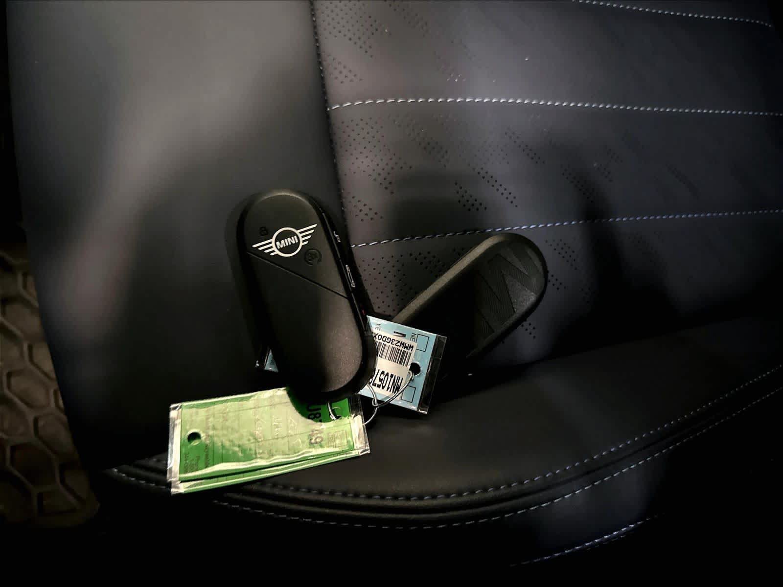 Used 2025 MINI Cooper S FWD image 13
