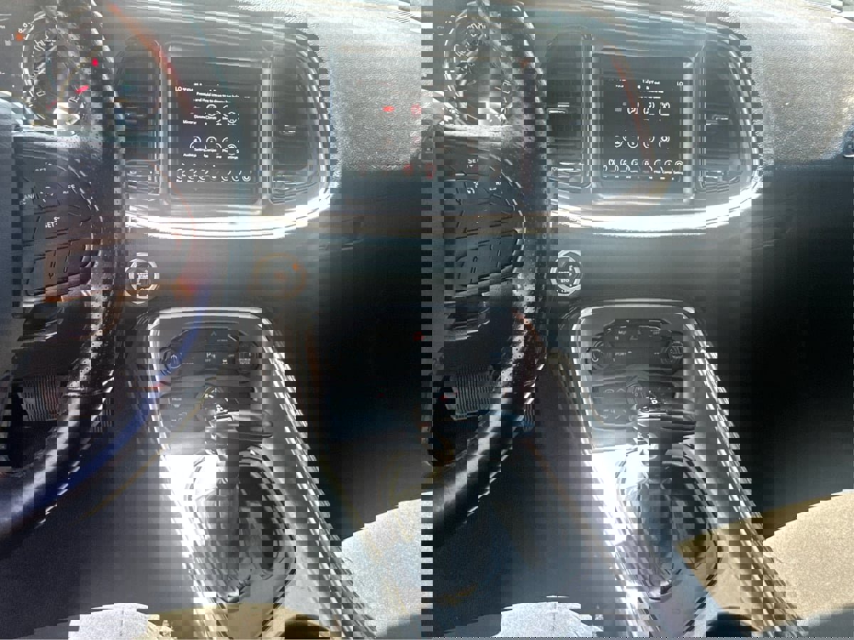 Used 2022 Dodge Challenger GT image 16