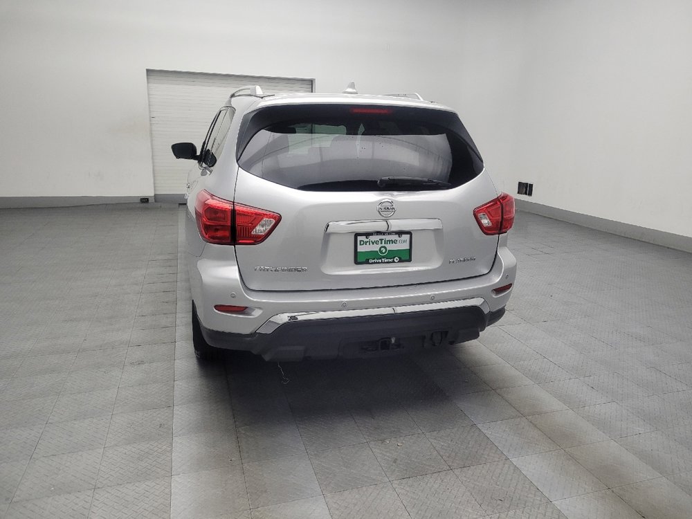 Used 2019 Nissan Pathfinder Platinum image 6