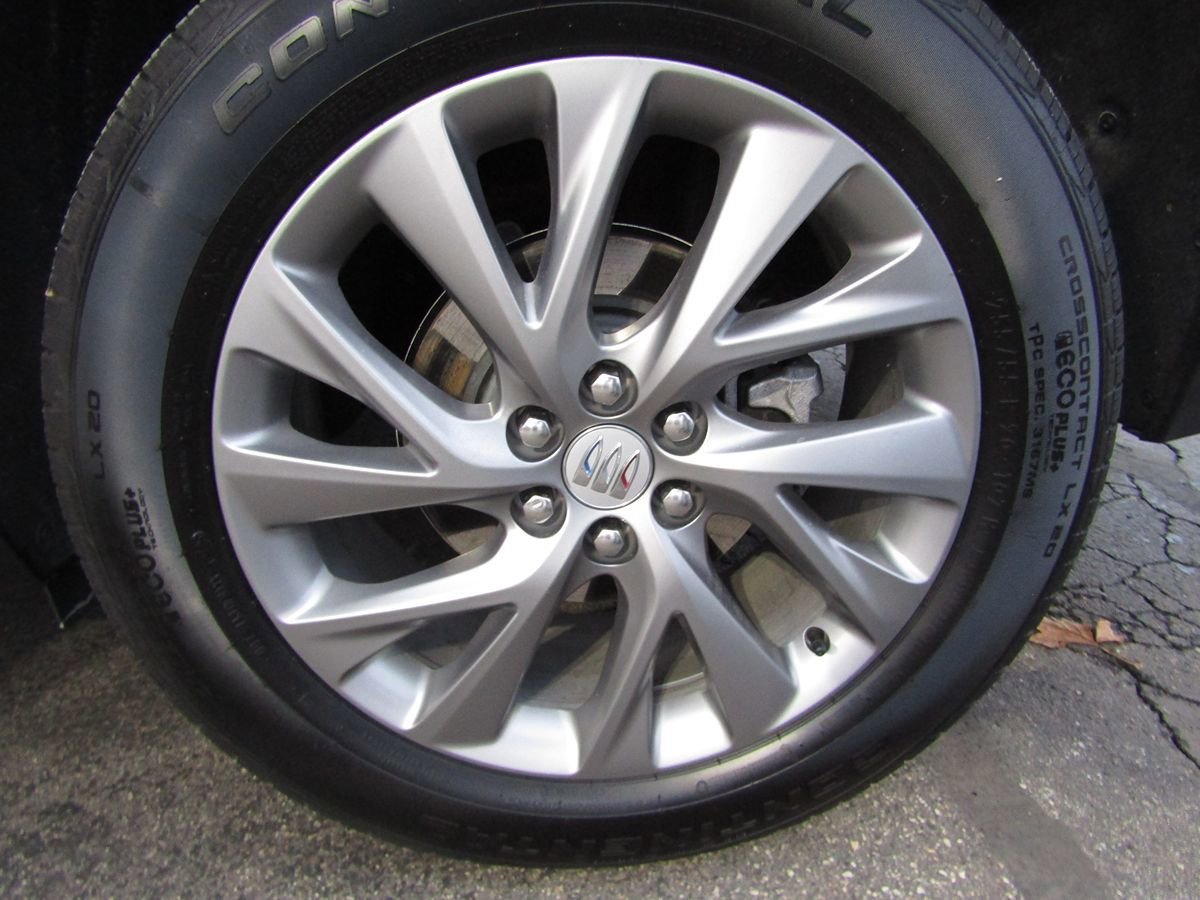 Used 2025 Buick Enclave Preferred image 32