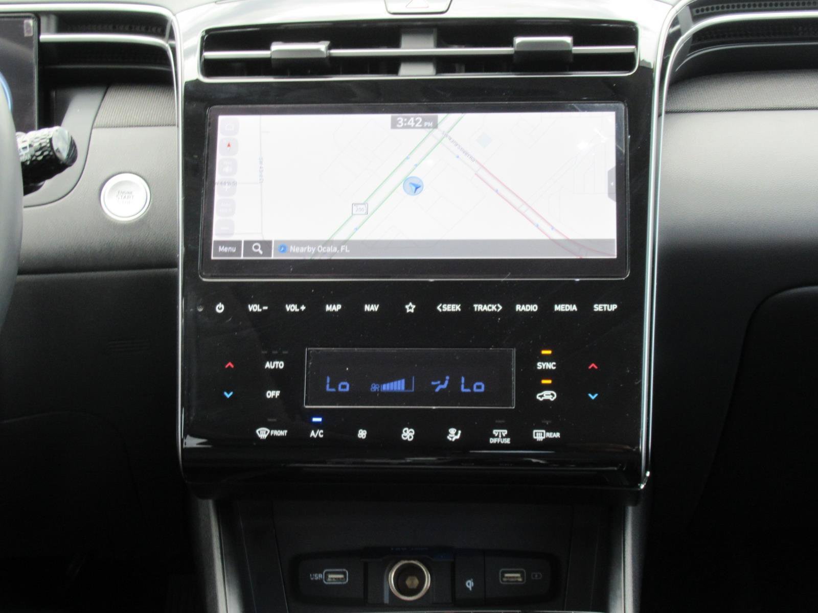 Used 2024 Hyundai Tucson Limited FWD image 15