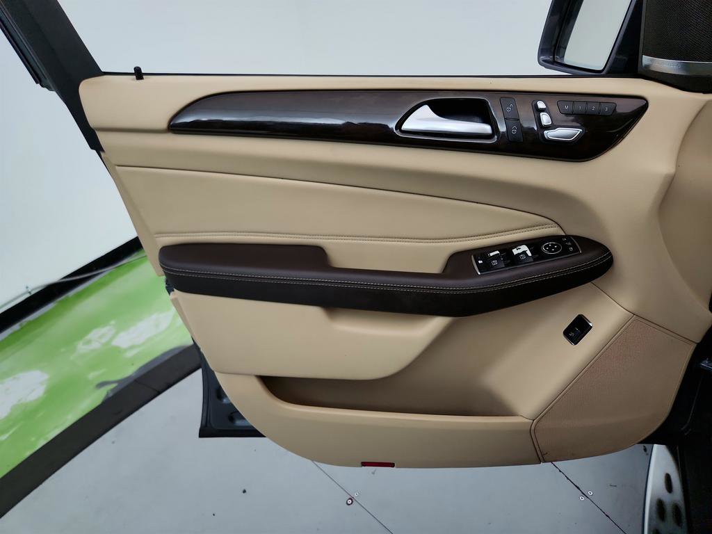 Used 2018 Mercedes-Benz GLE 350 image 23