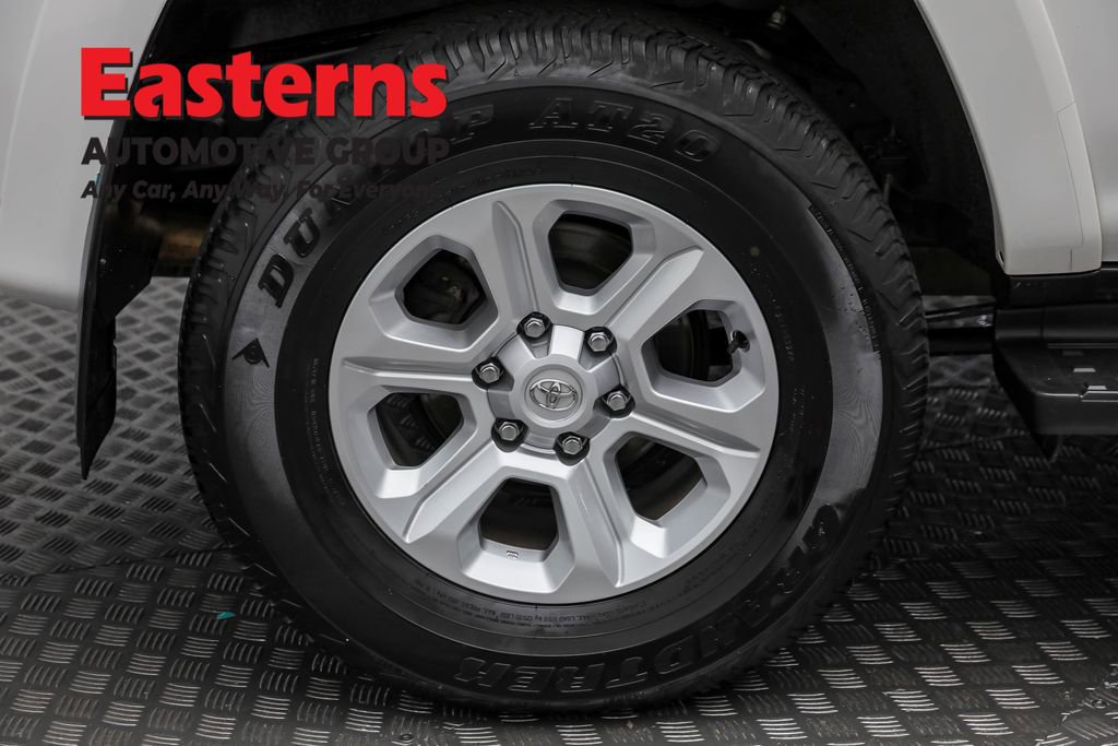 Used 2024 Toyota 4Runner SR5 image 28