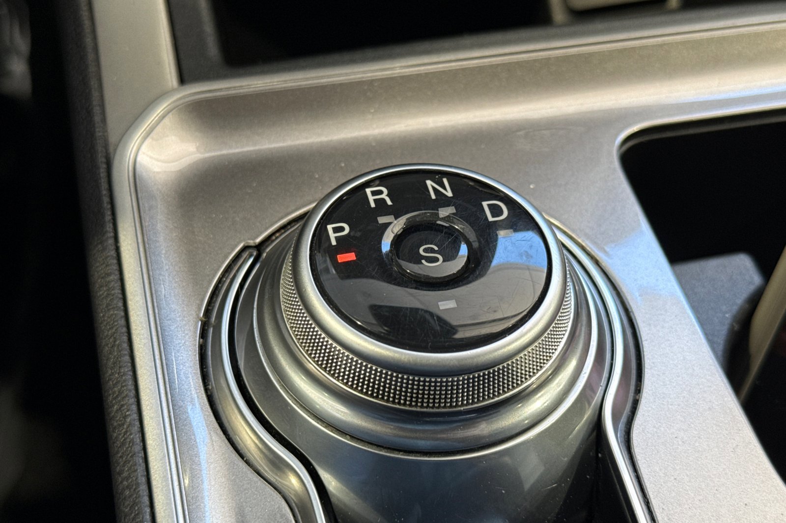 Used 2024 Ford Edge SEL image 21