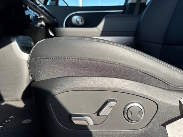 New 2026 Hyundai Ioniq 9 SEL AWD/4WD image 13