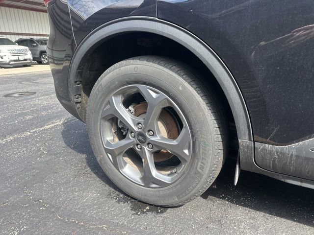 Used 2025 Ford Escape ST-Line image 8