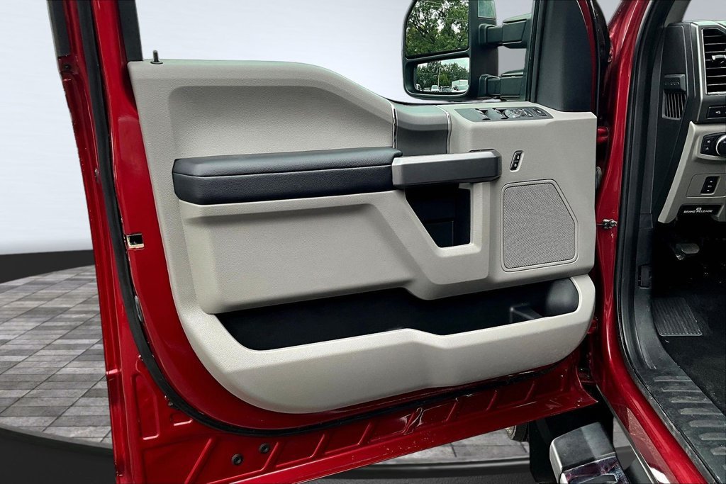Certified 2019 Ford F450 XLT w/ XLT Premium Package AWD/4WD image 24