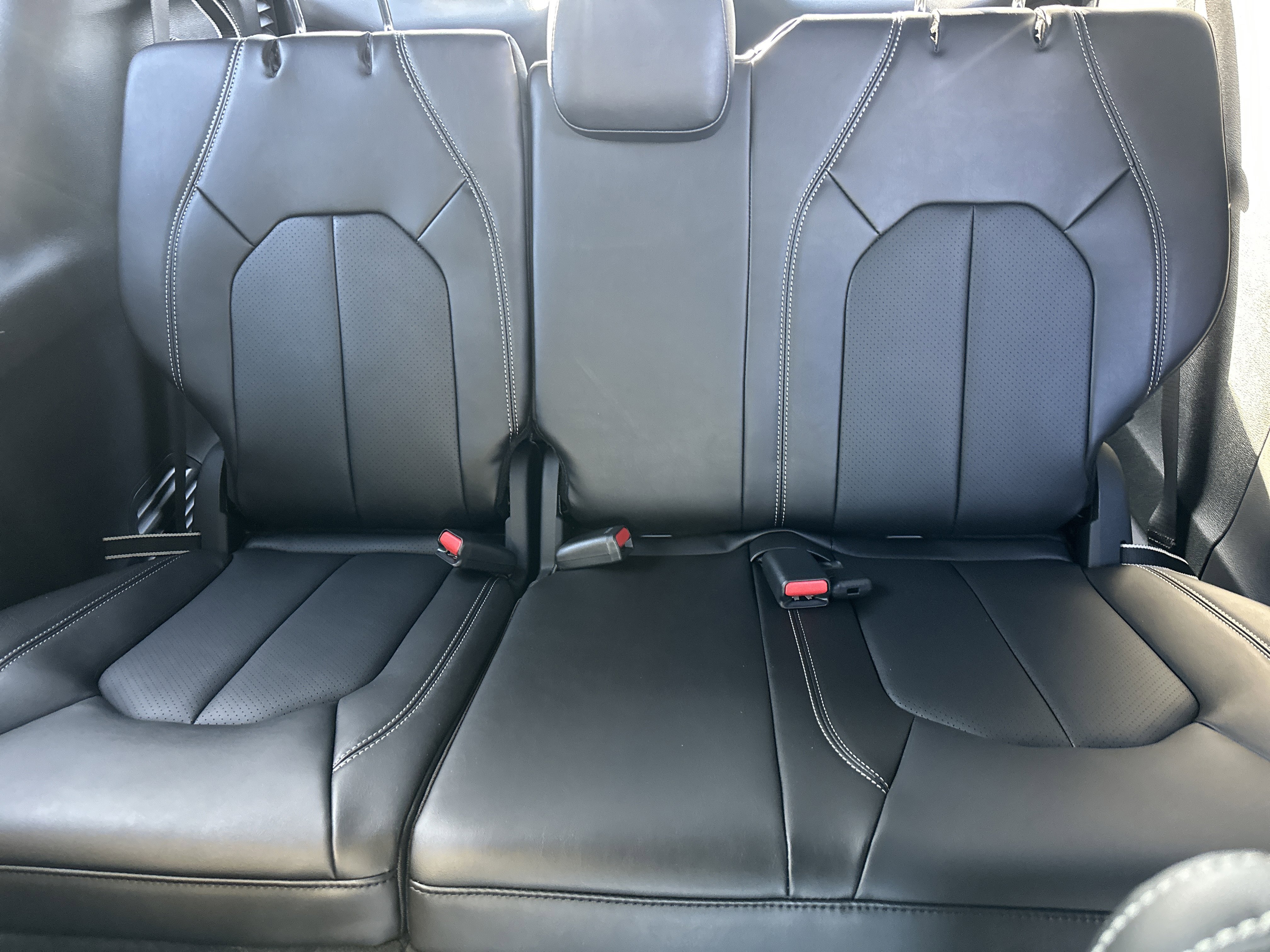 New 2026 Chrysler Pacifica Select w/ S Appearance Package FWD image 30