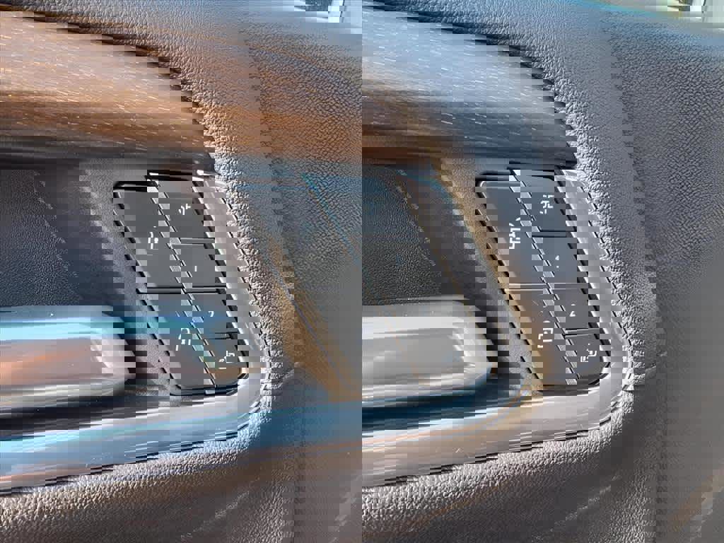 Used 2024 Chevrolet Silverado 2500 High Country w/ High Country Premium Package image 13