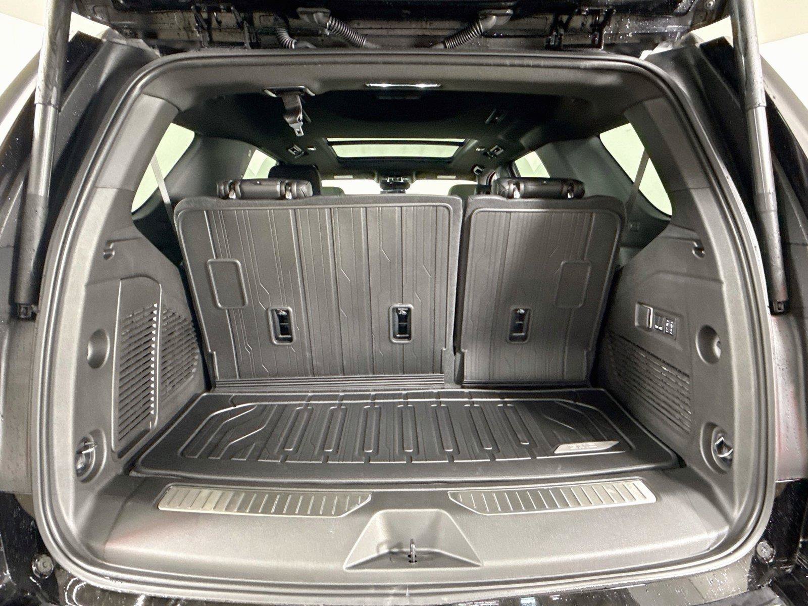New 2027 GMC Yukon Denali w/ Advanced Technology Package AWD/4WD image 21