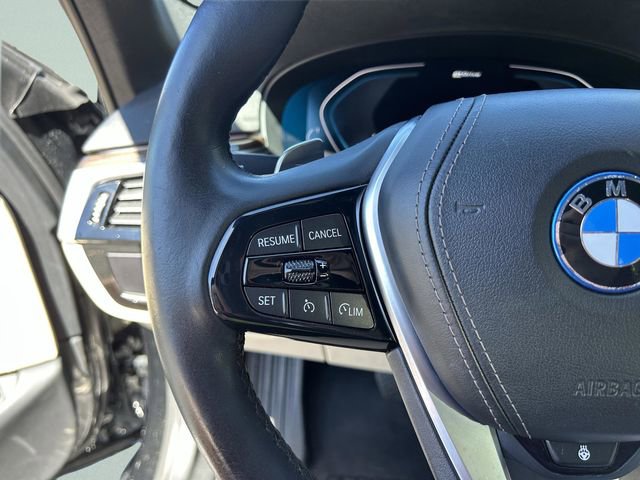 Used 2023 BMW 530e xDrive image 33