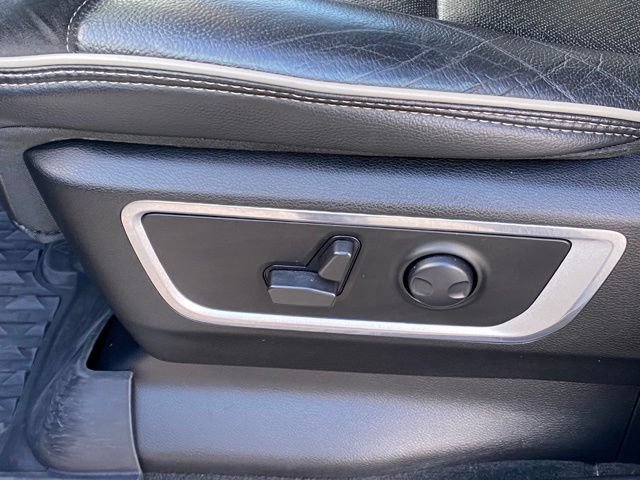 Used 2022 RAM 1500 Laramie w/ Sport Appearance Package AWD/4WD image 31