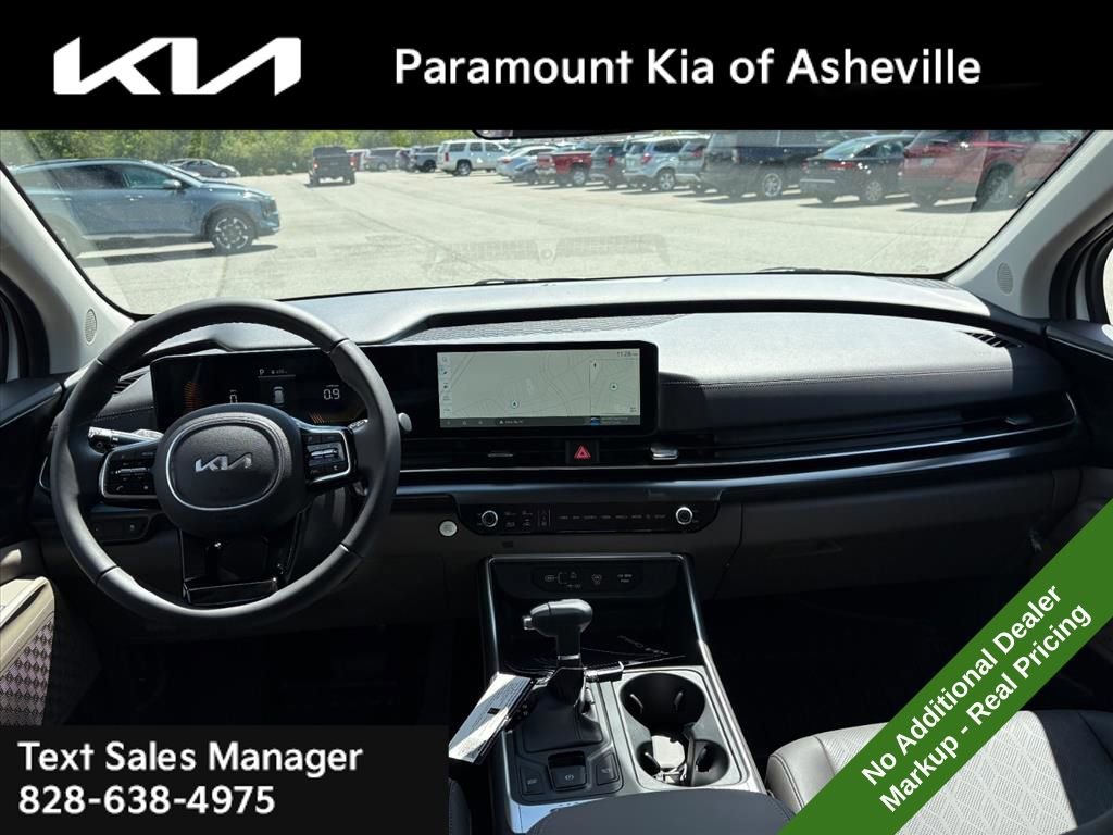 New 2026 Kia Carnival FWD image 7