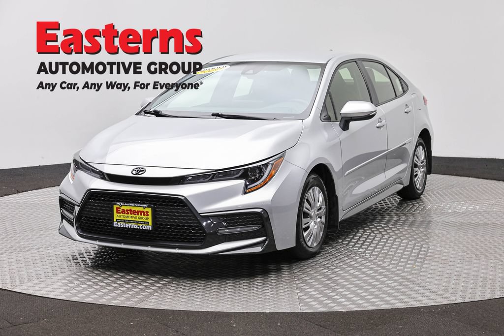 Used 2022 Toyota Corolla SE FWD image 1