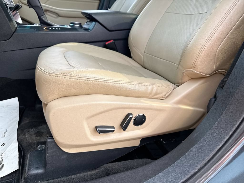 Used 2016 Ford Explorer Limited AWD/4WD image 12