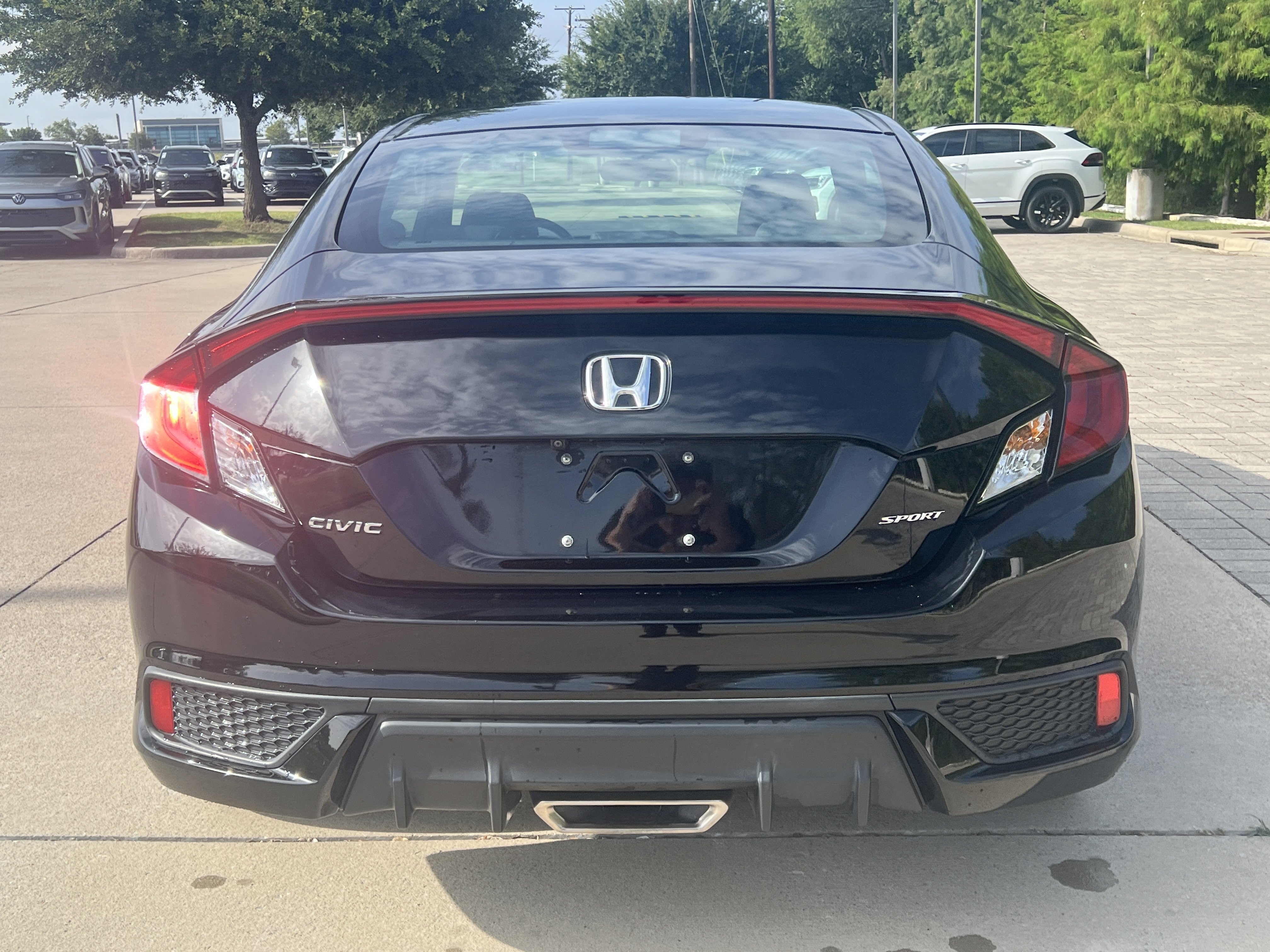 Used 2020 Honda Civic Sport image 8