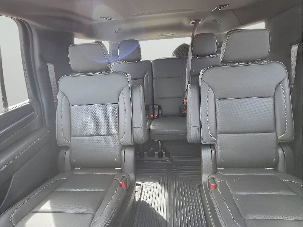 Used 2021 GMC Yukon XL Denali w/ Denali Ultimate Package image 20