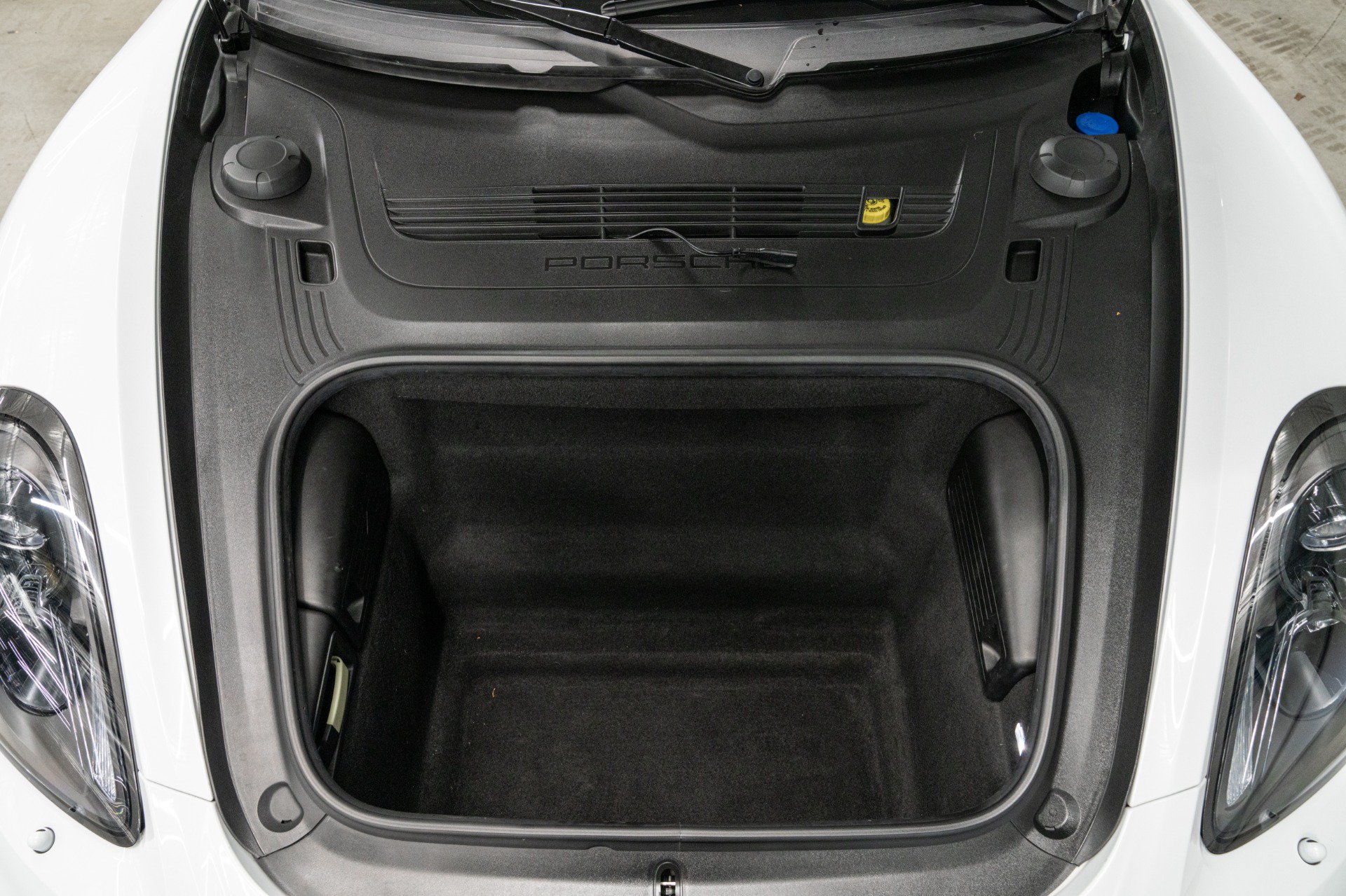 Used 2016 Porsche Boxster Spyder RWD image 19