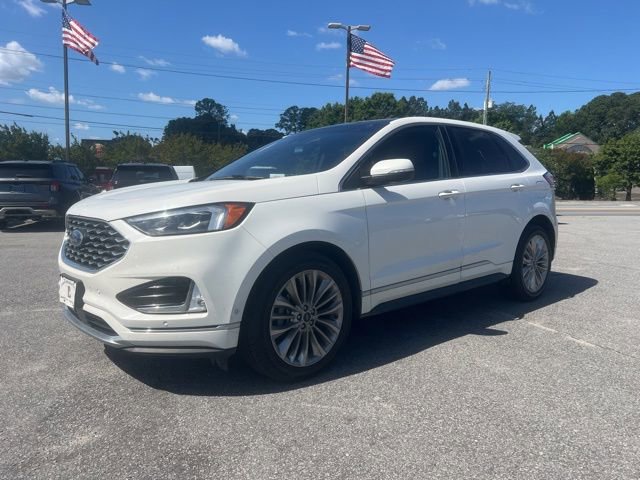 Used 2020 Ford Edge Titanium w/ Equipment Group 301A FWD image 2